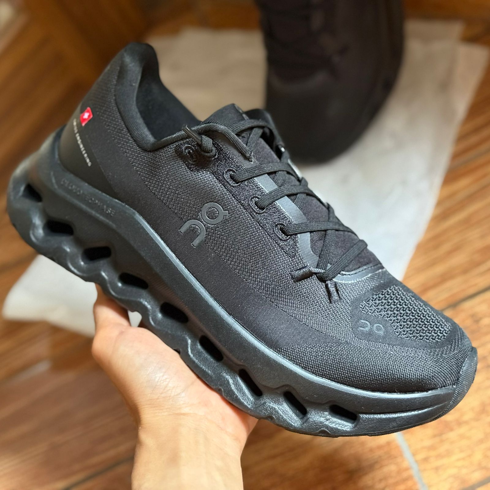TENIS ON CLOUDTILT BLACK ECLIPSE